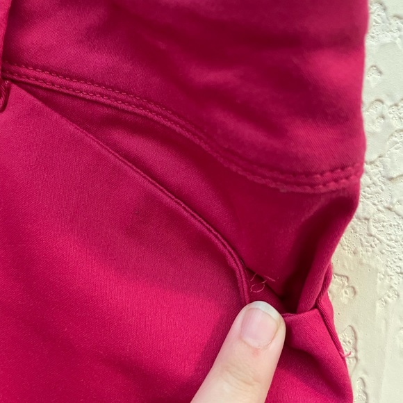 The Limited pink shorts w/ pockets (seams still in) - Picture 7 of 8